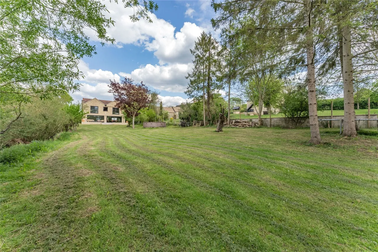 Main Street, Glapthorn, PE8, photo 18