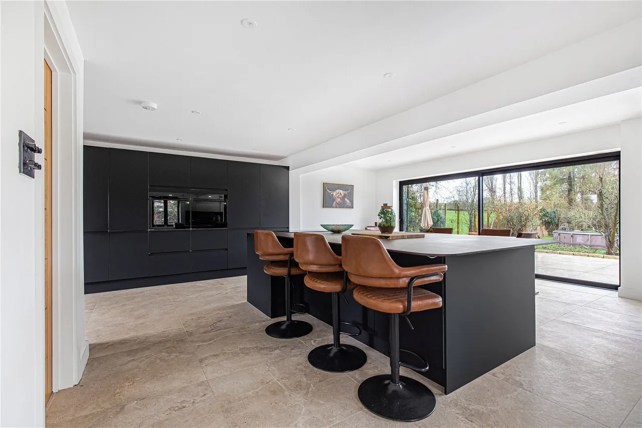 Main Street, Glapthorn, PE8, photo 3