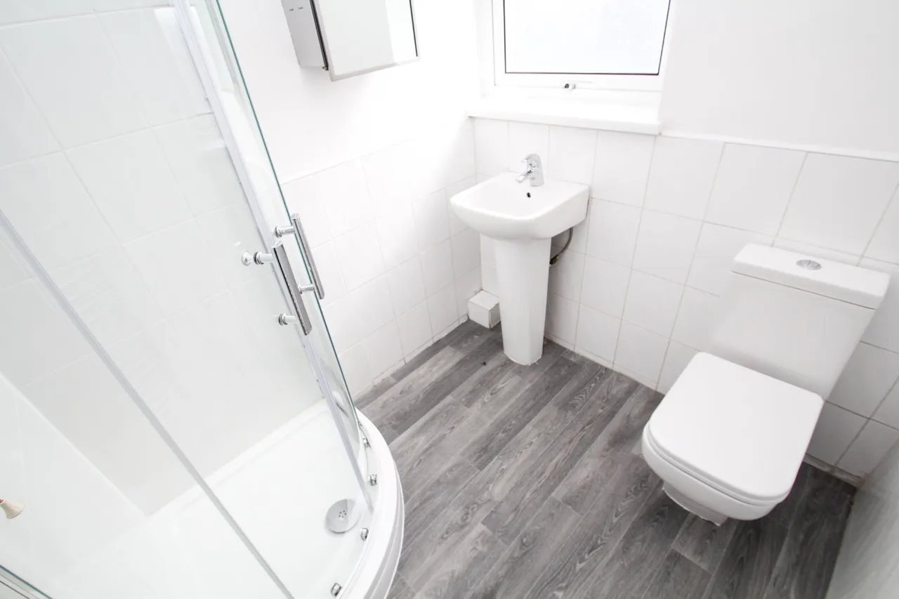 Burley Lodge Road, Hyde Park, LS6, photo 15