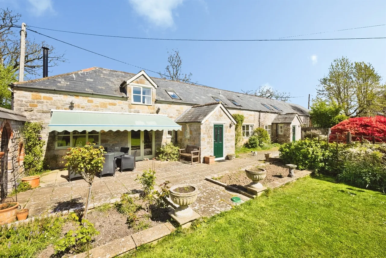 4 bed house for sale — Hinton, Mudford, YEOVIL