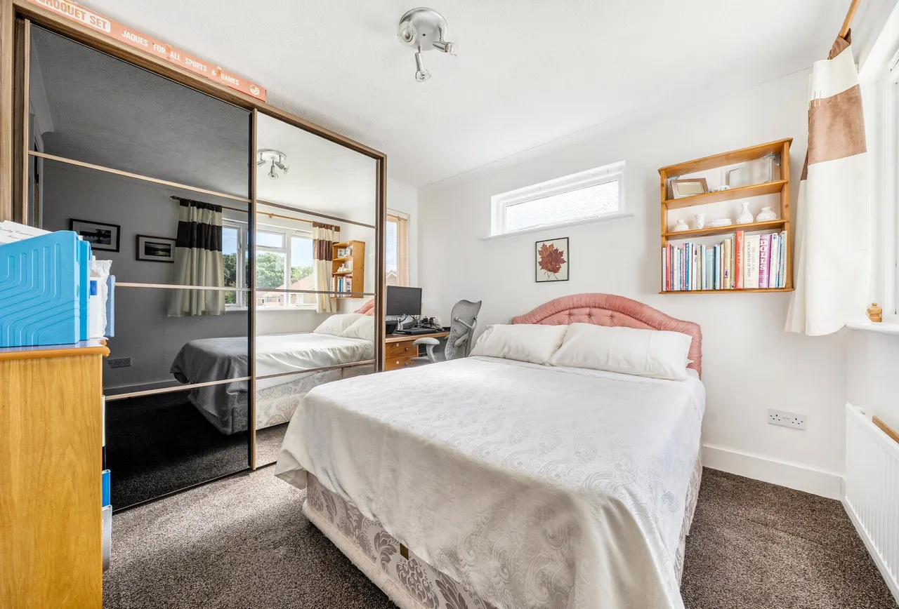 Oakwood Road, Horley, RH6 7BZ, photo 15