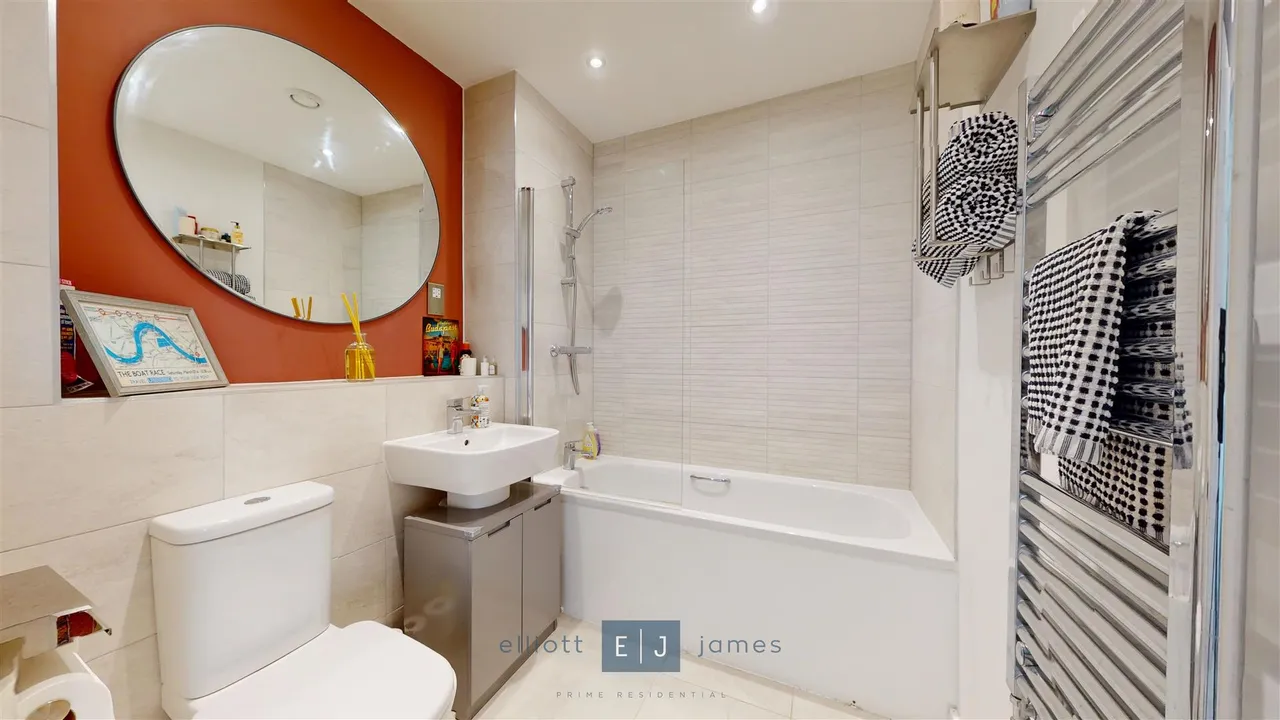 Academy Way, Loughton, IG10, photo 9