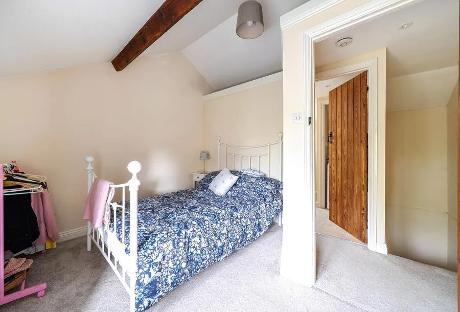 Middle Hill, Stroud, GL5, photo 11