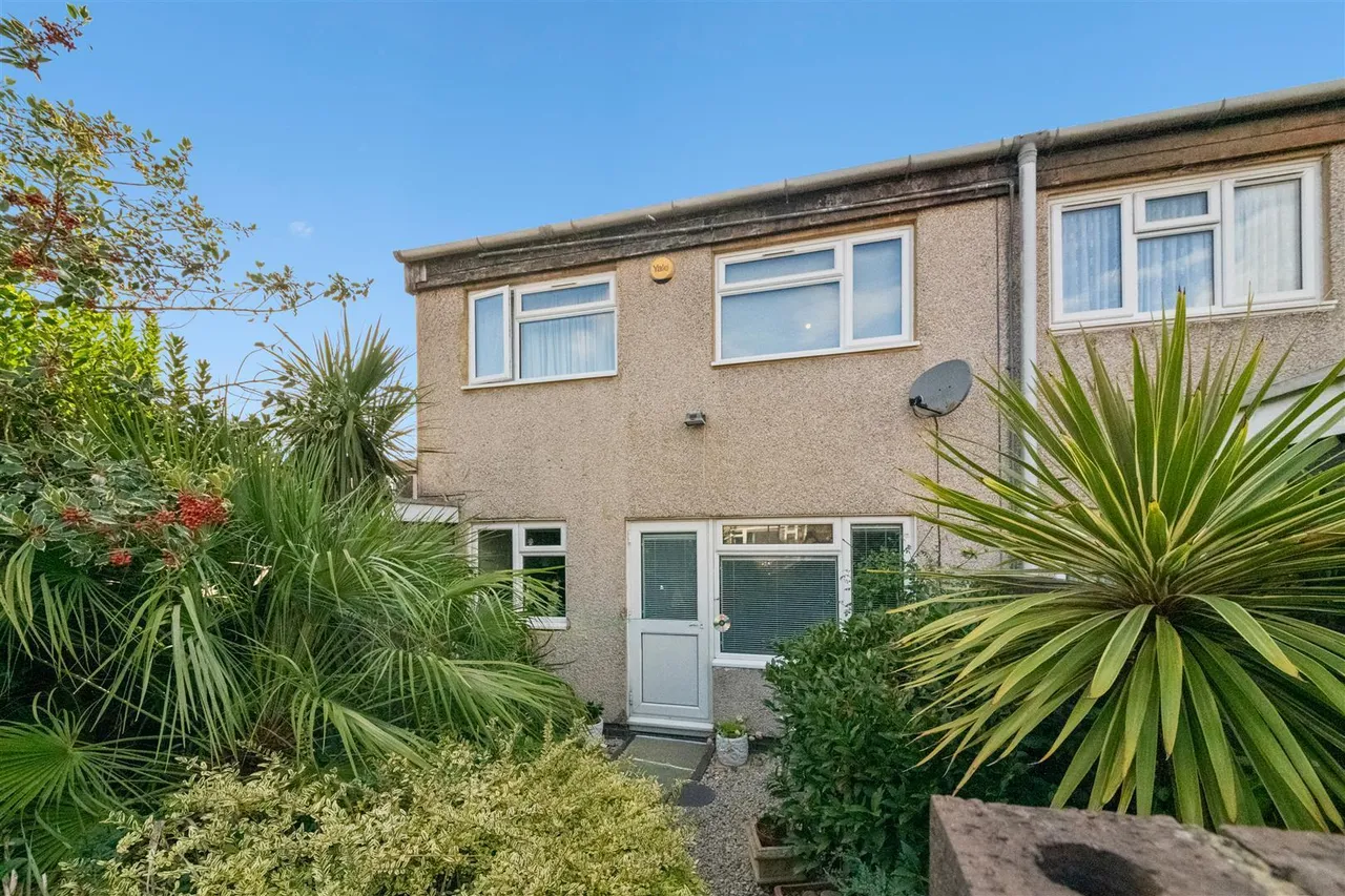 Damsonwood Road, Southall, photo 9