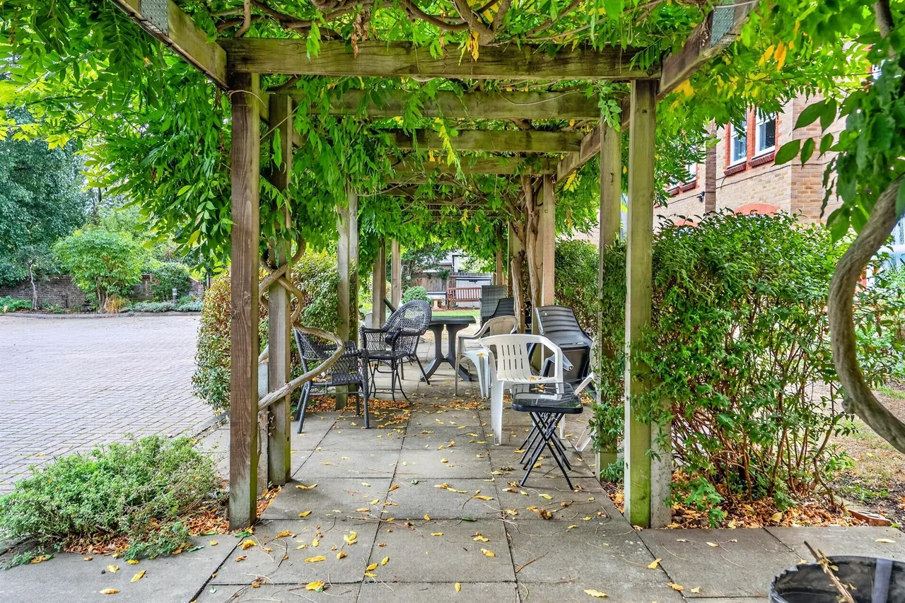 Church Lane, London, SW19, photo 5
