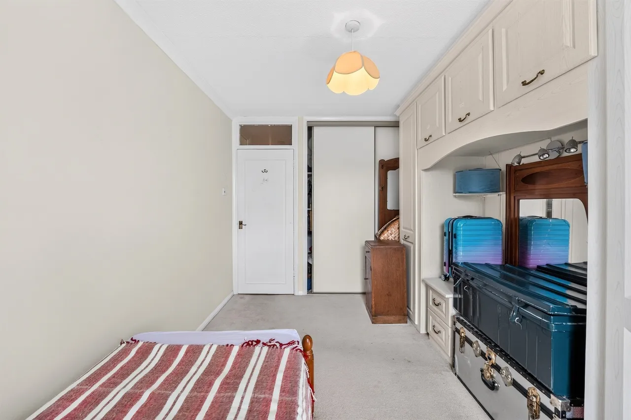 Church Lane, London, SW19, photo 8