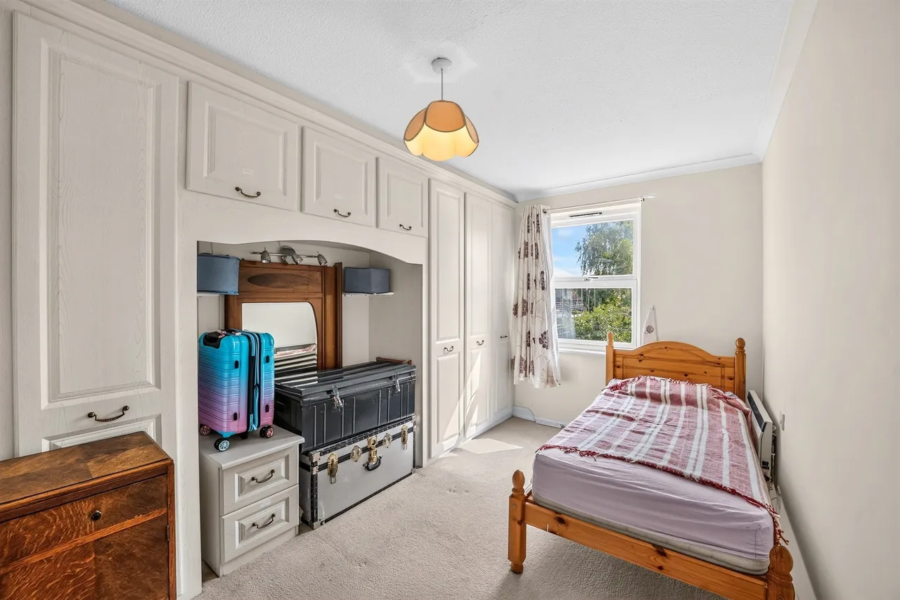 Church Lane, London, SW19, photo 6