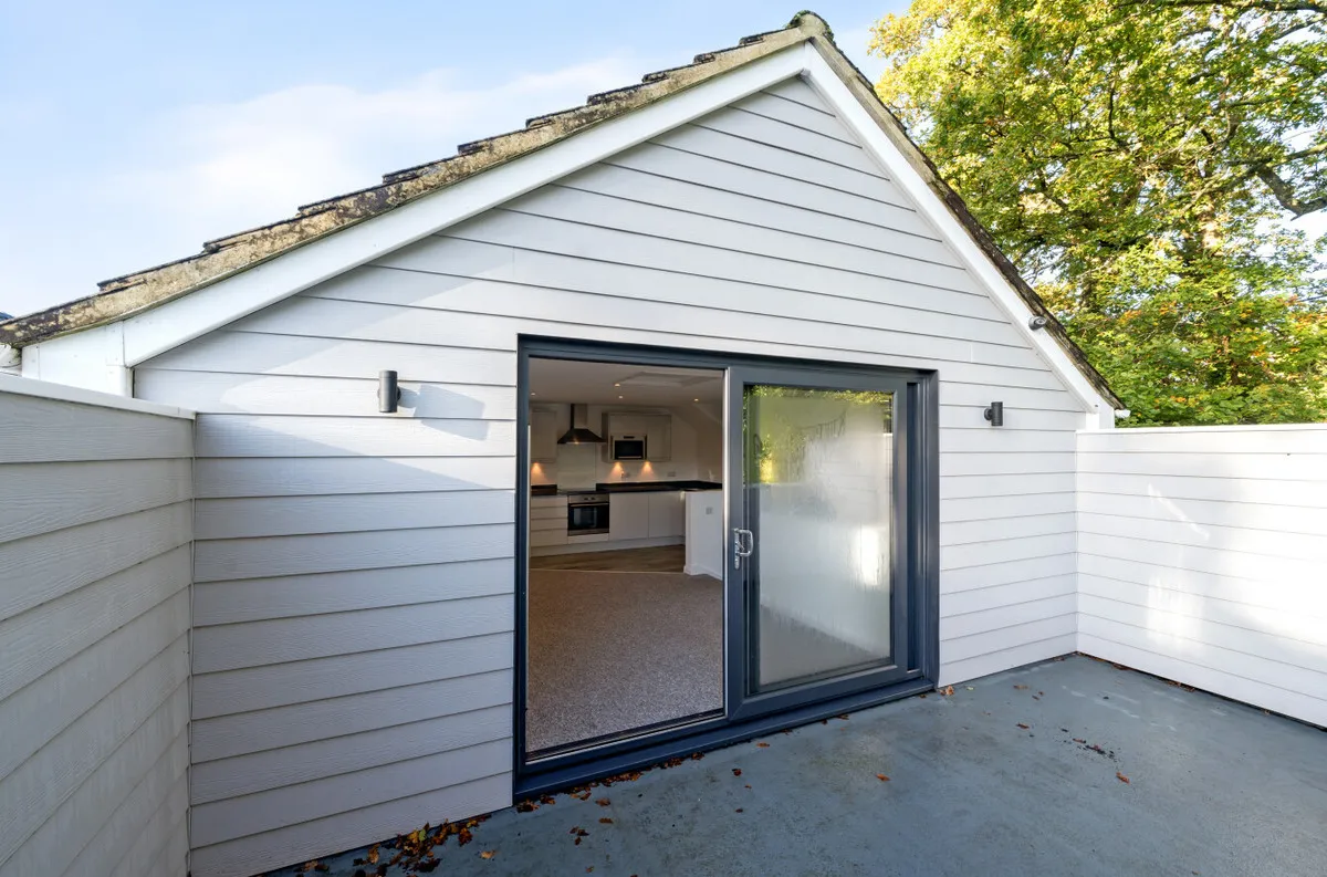 Storrington, RH20, photo 11