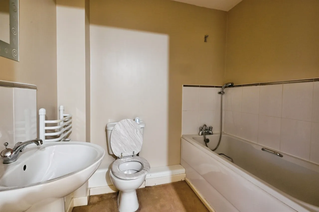 Pitts Farm Road, Birmingham, B24, photo 14