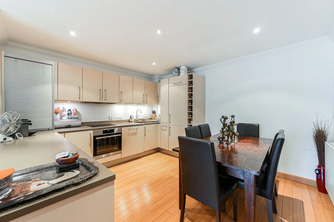 36 Octavia House, Medway Street, London, photo 4