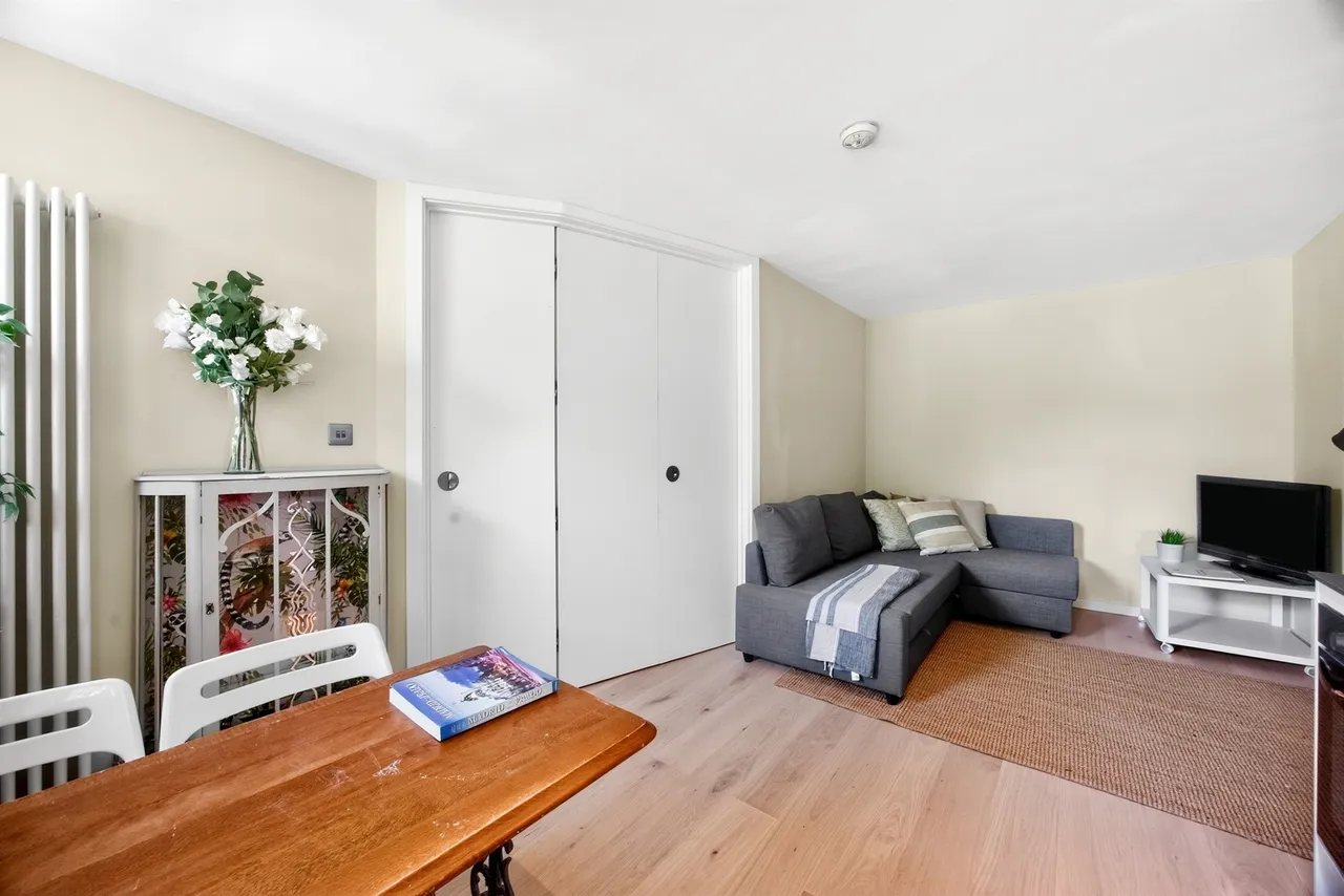 Elsham Road, London, W14, photo 13