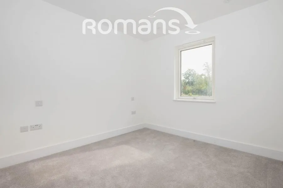 Lyon Way, Frimley, GU16, photo 3