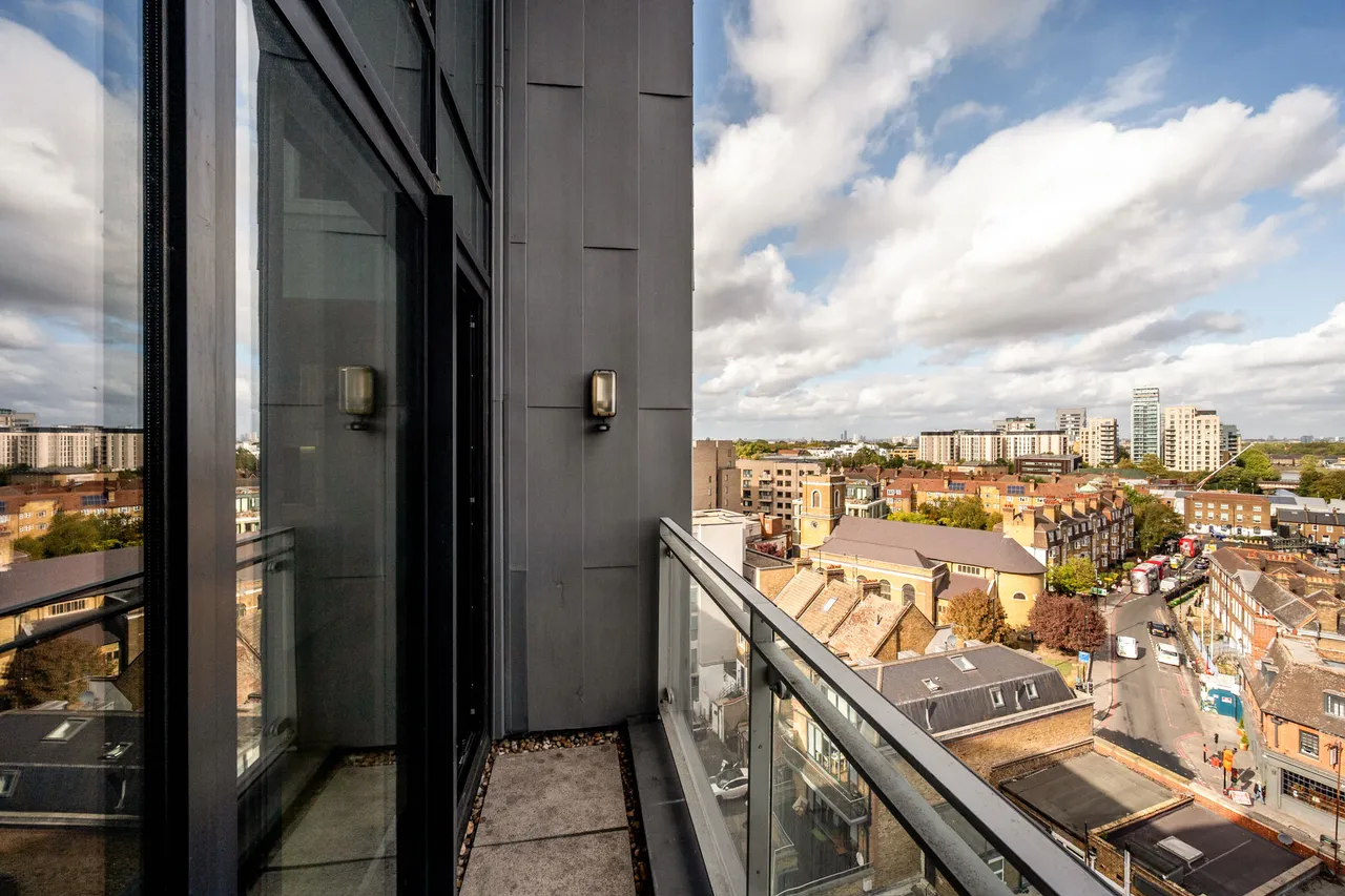 London, SW18, photo 25
