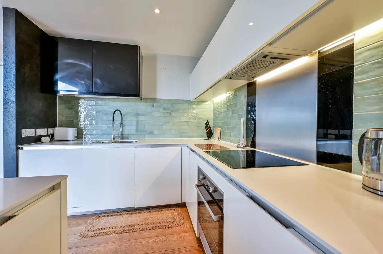 London, SW18, photo 12