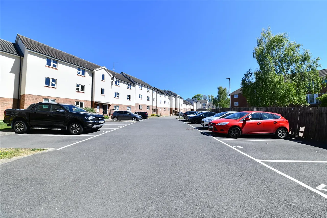 Gray Court, Stevenage, SG1 3UH, photo 19