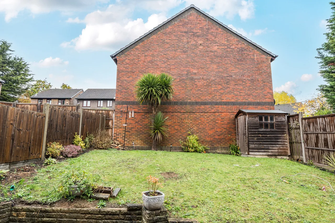 Daventer Drive, Stanmore, HA7, photo 12