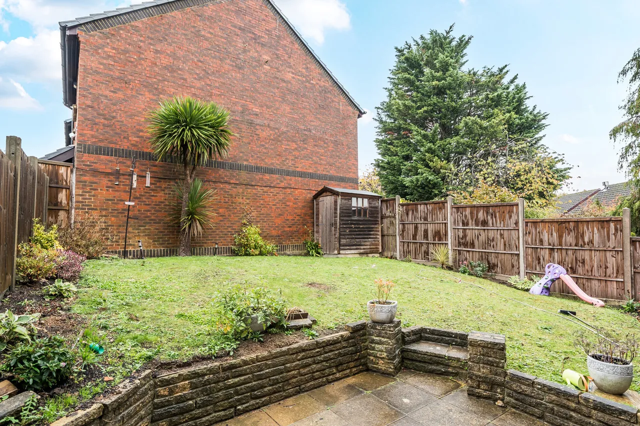 Daventer Drive, Stanmore, HA7, photo 10