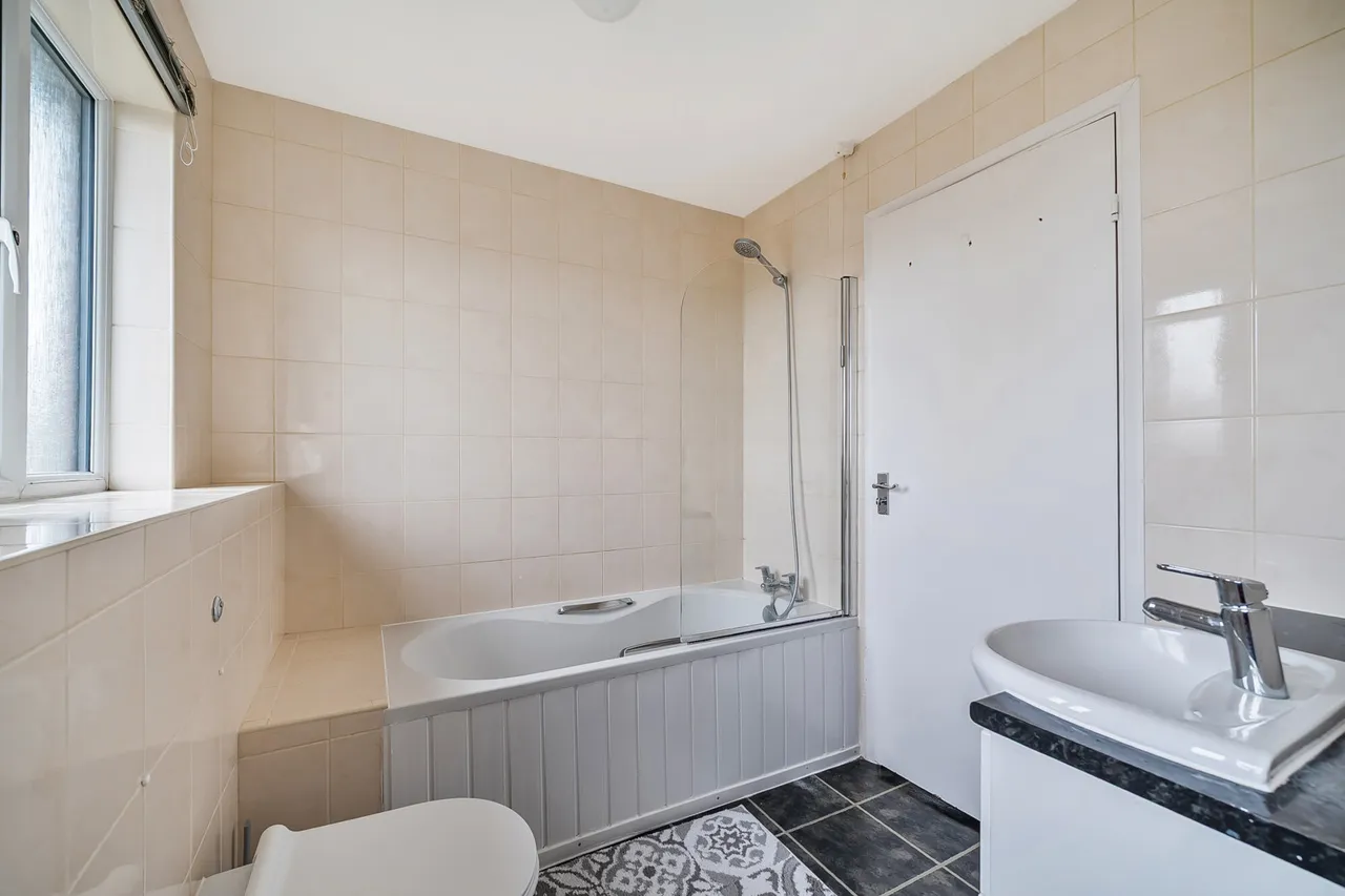 Daventer Drive, Stanmore, HA7, photo 9
