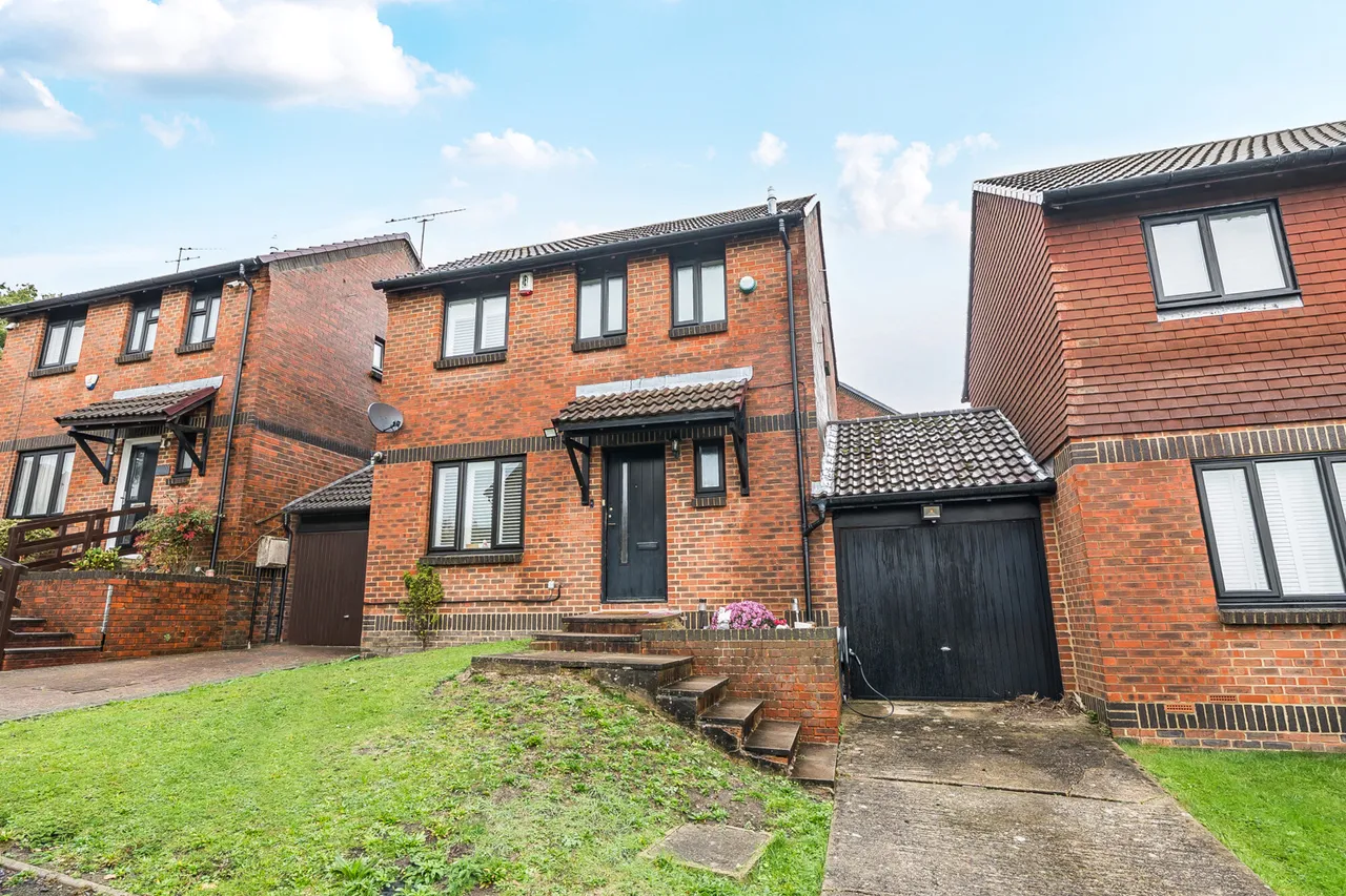 Daventer Drive, Stanmore, HA7, photo 18