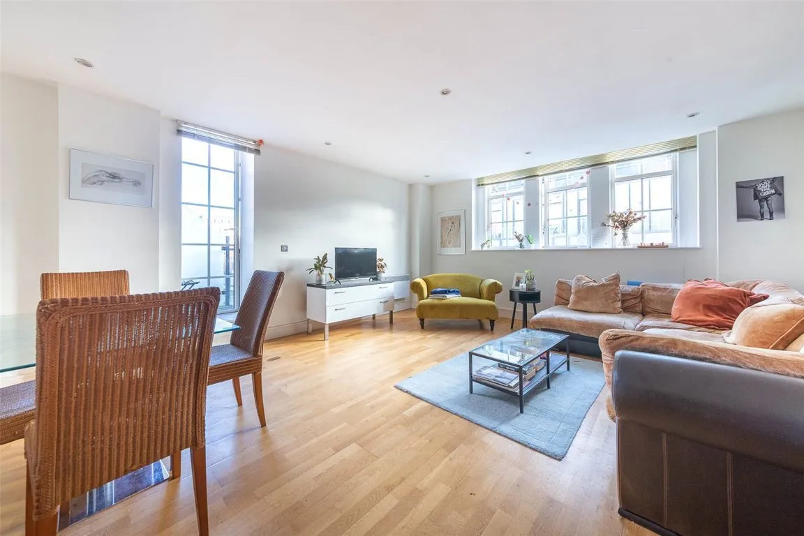 3 bed flat to rent — Marsham Street, London