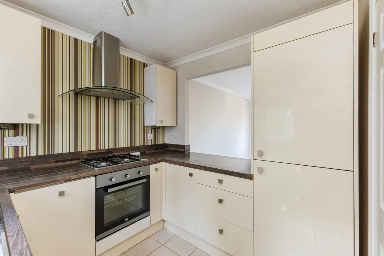 Emblett Drive, Newton Abbot, TQ12, photo 5