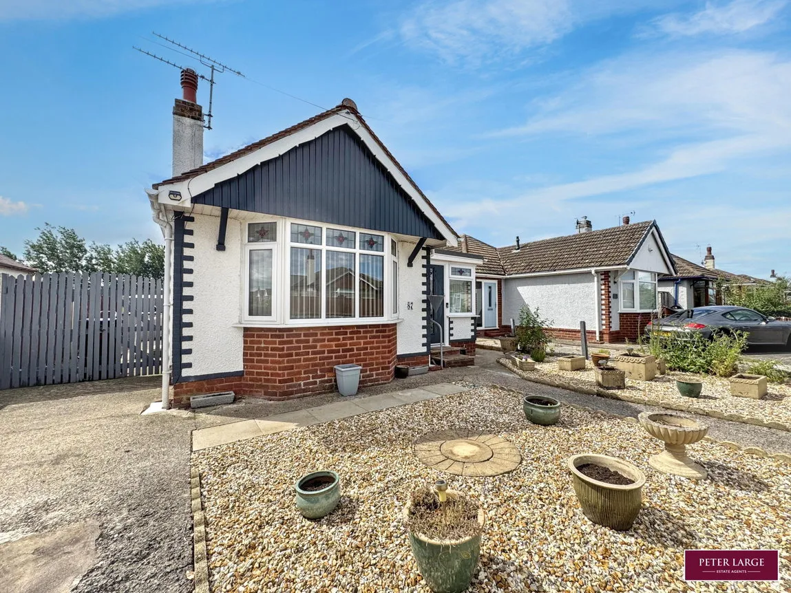 2 bed house for sale — Marion Road, Prestatyn, Denbighshire, LL19 7DD