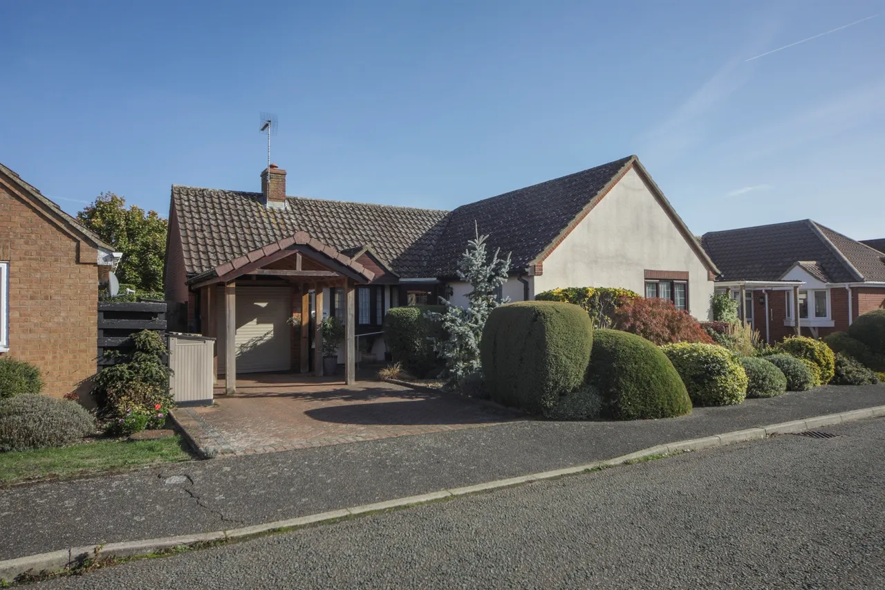2 bed house for sale, Hudson Way, Barrow, IP29