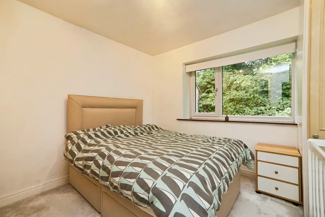 Bolton Grange, Yeadon, LS19, photo 8
