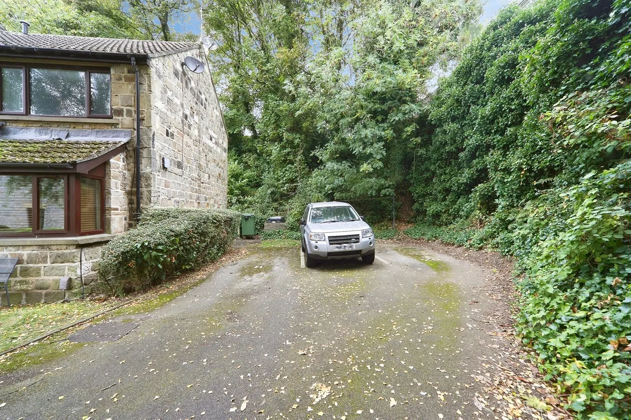 Bolton Grange, Yeadon, LS19, photo 5