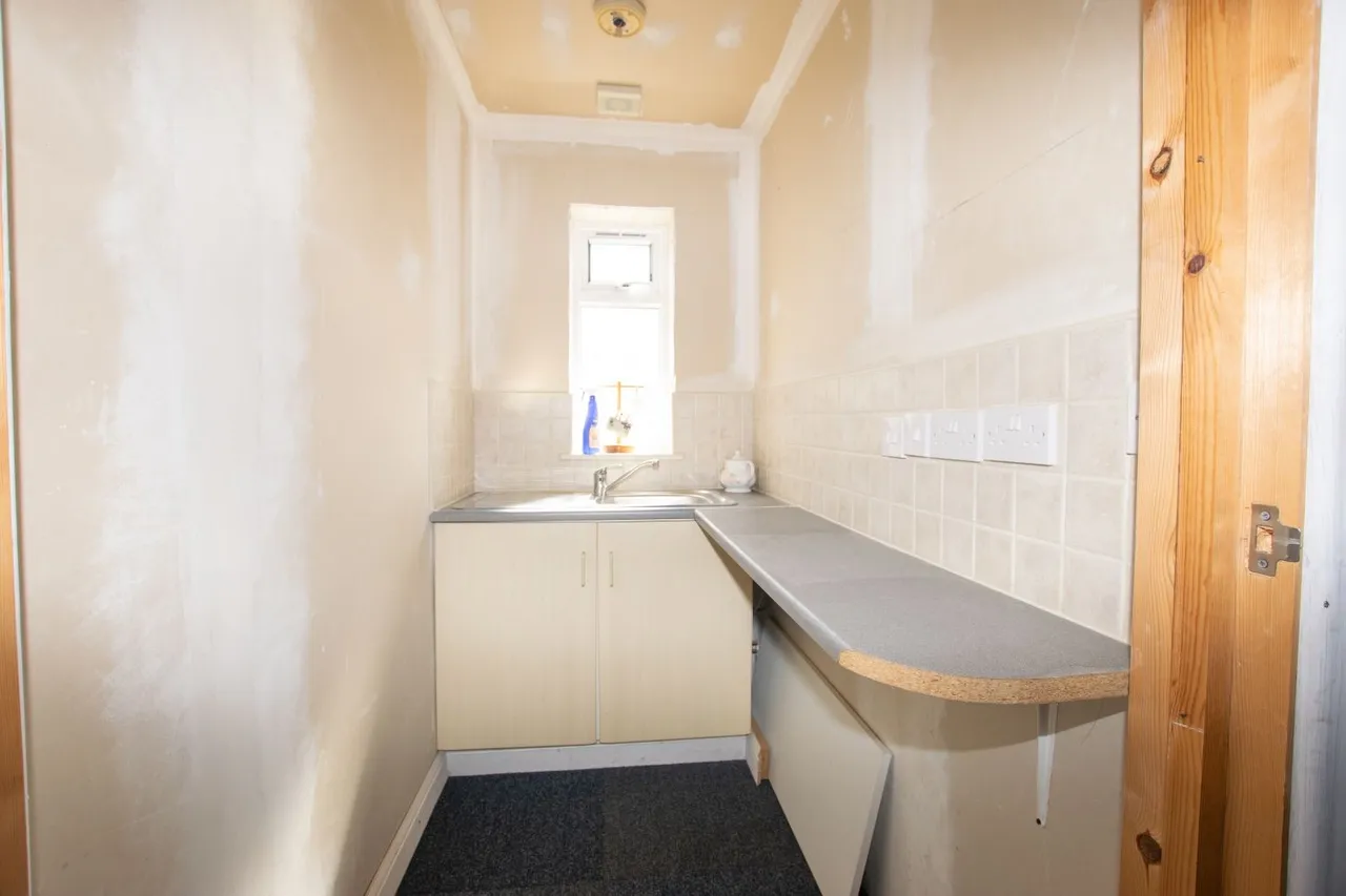 Kensington Road, Southchurch, SS1, photo 26