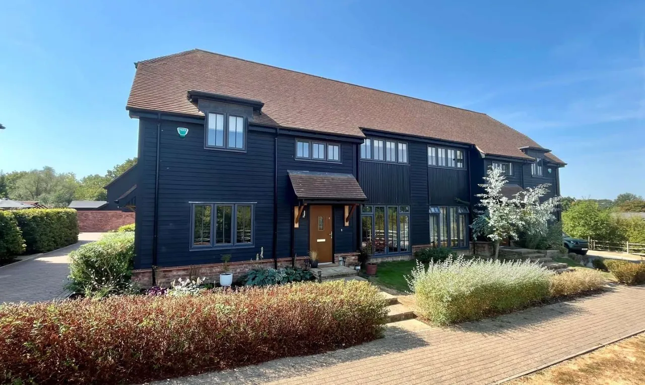 4 bed new development for sale — Fullers Way, Biddenden, Ashford, Kent, TN27 8FQ