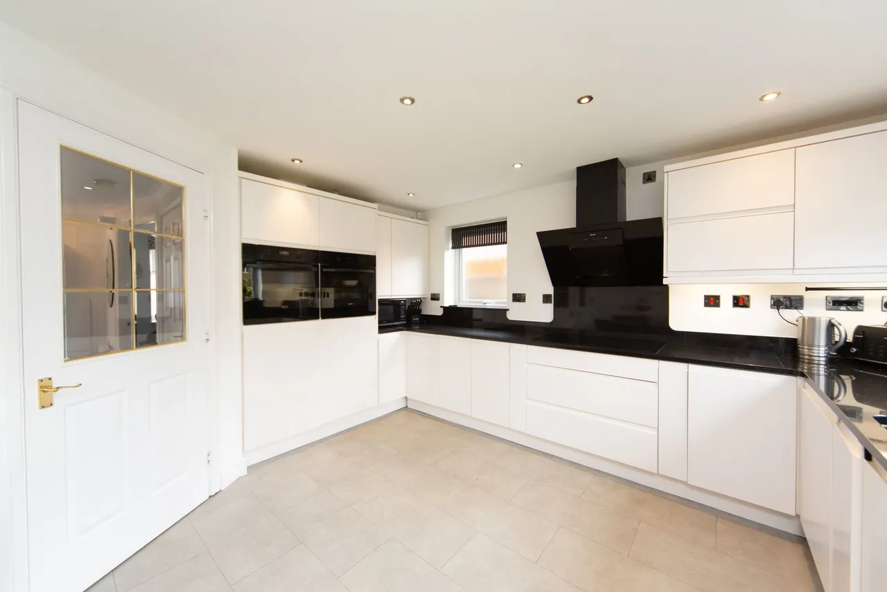 Dorchester Park, Prenton, photo 14