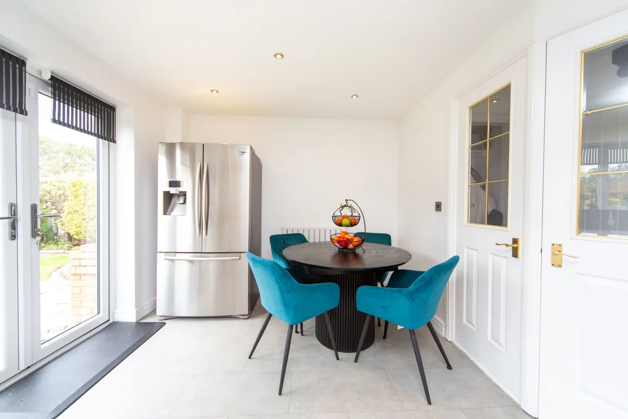 Dorchester Park, Prenton, photo 16