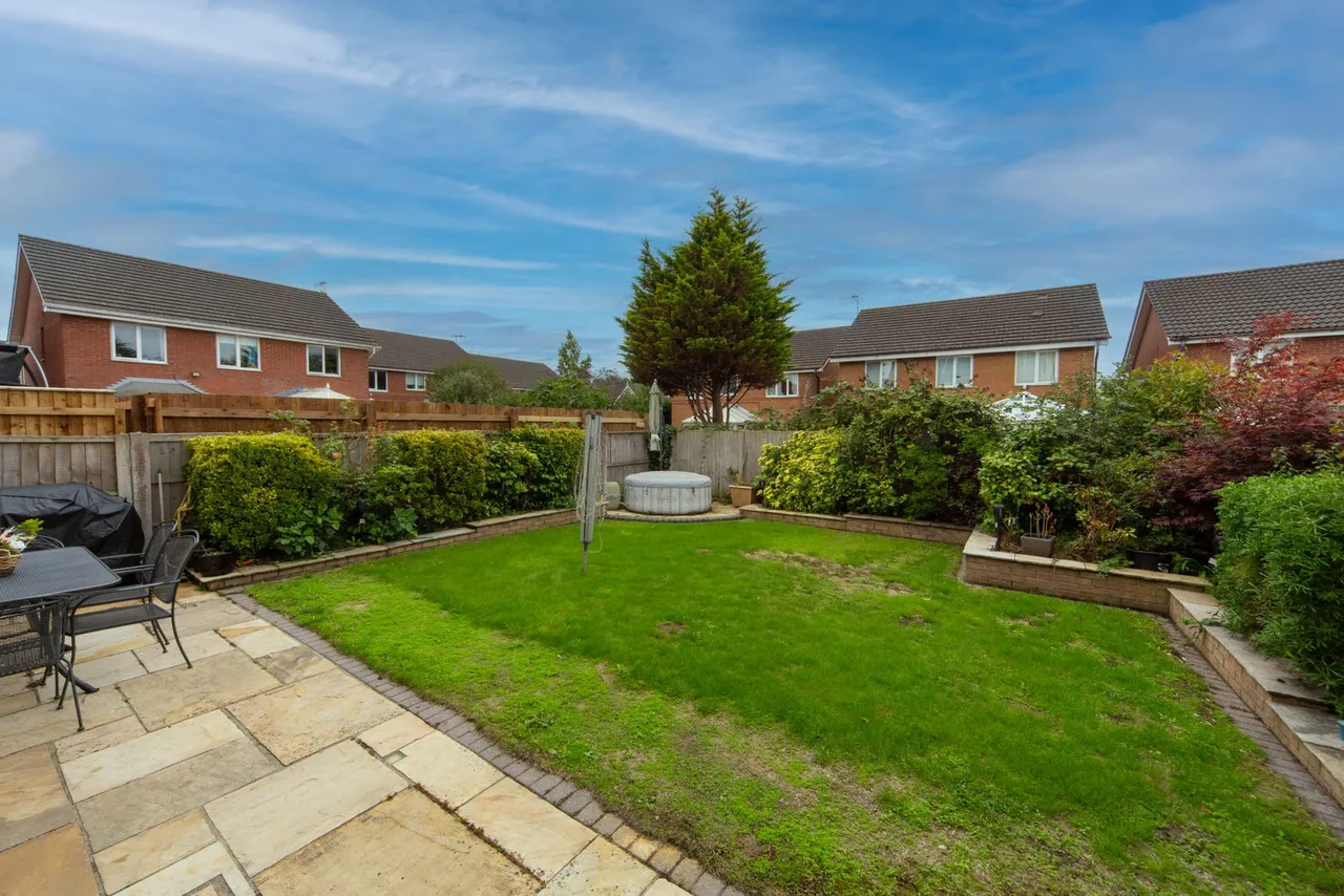Dorchester Park, Prenton, photo 37
