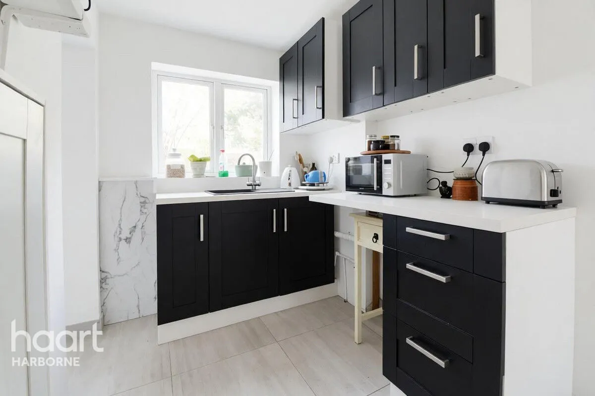 Stourbridge Road, Dudley, DY1, photo 8