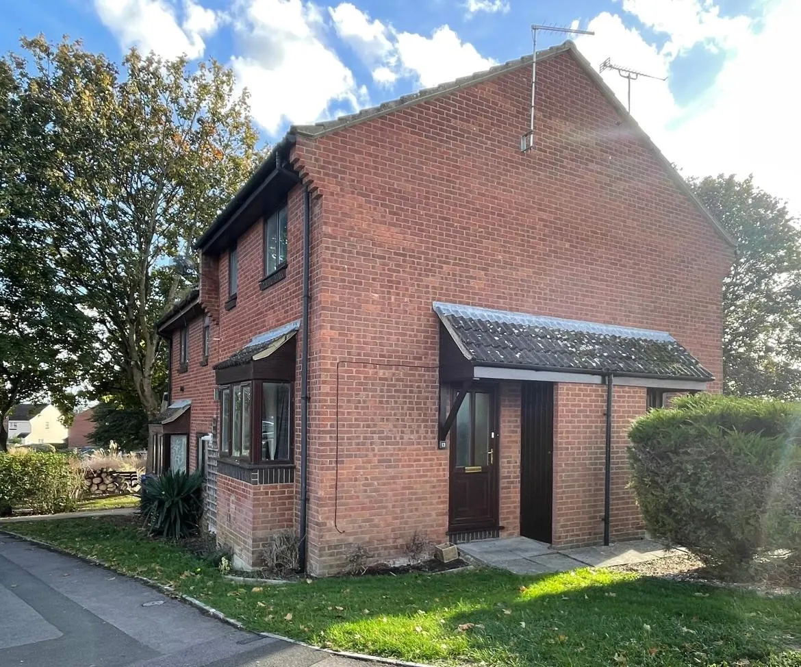 Oamaru Way, Devizes, SN10, photo 6