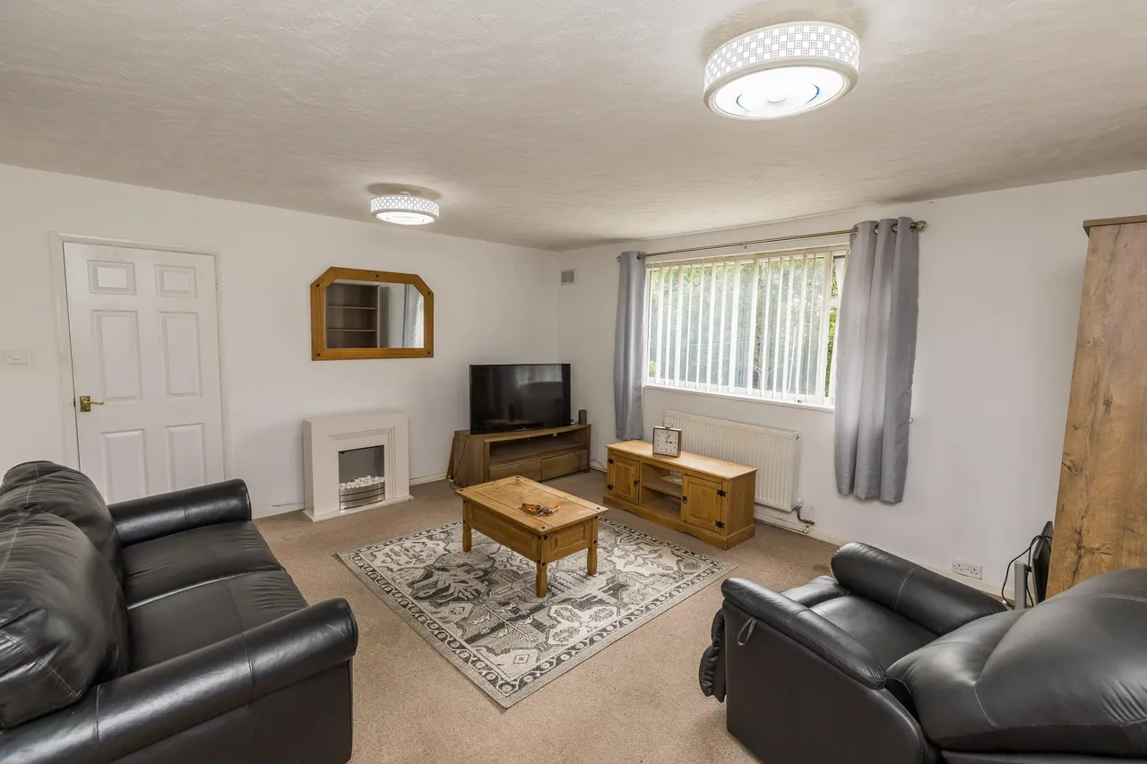 Woolton Court, Ellesmere Port, CH66, photo 2