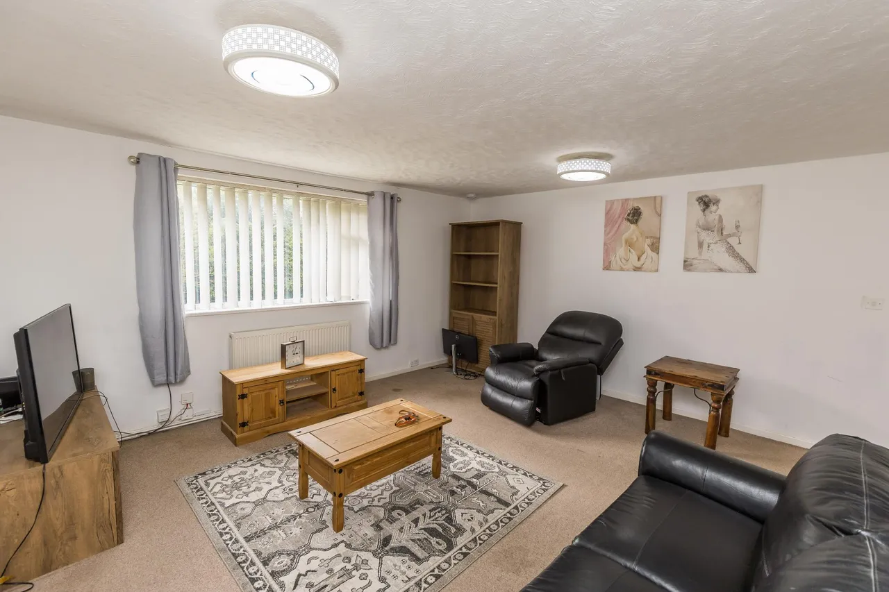 Woolton Court, Ellesmere Port, CH66, photo 3
