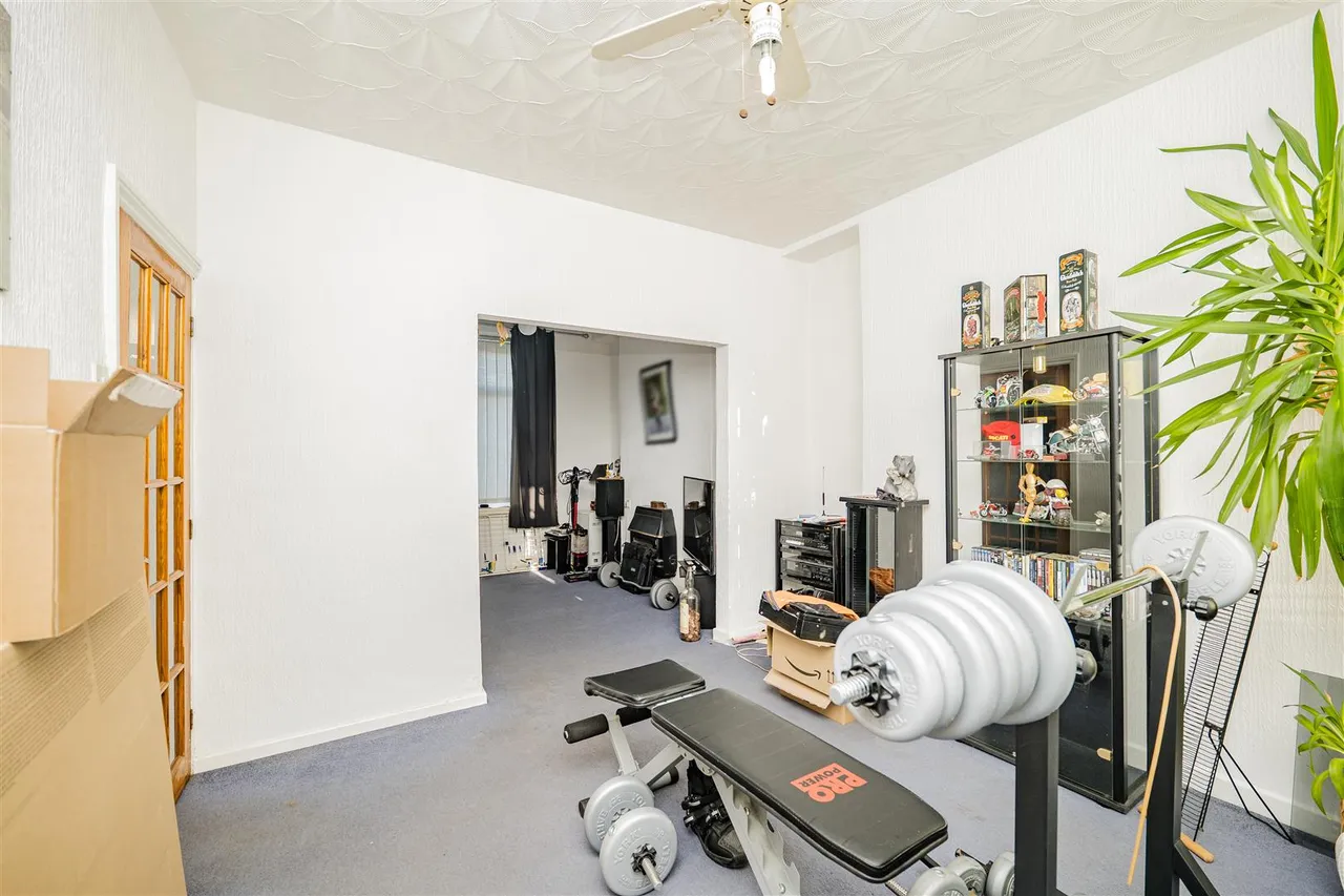 Bell Street, Barry, CF62 6JU, photo 3