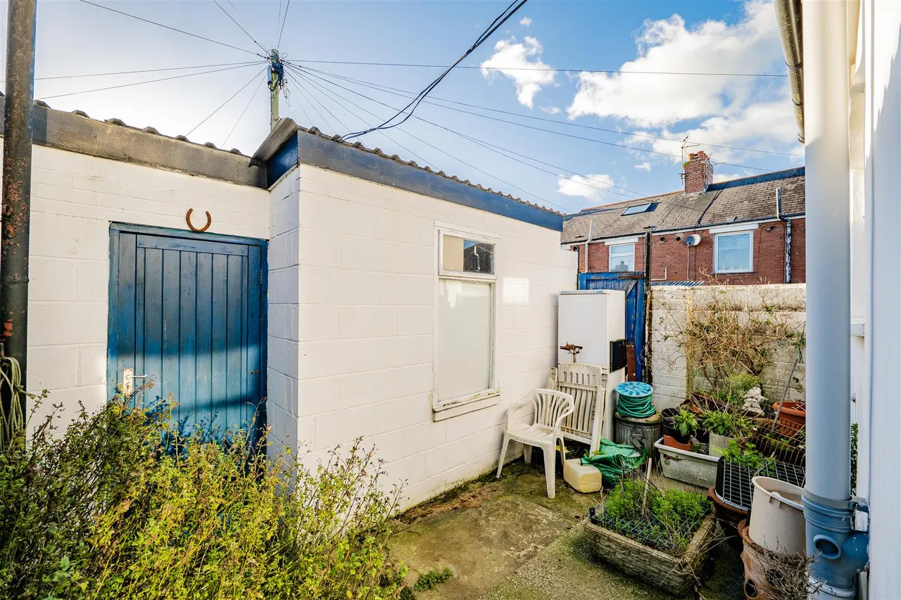 Bell Street, Barry, CF62 6JU, photo 12