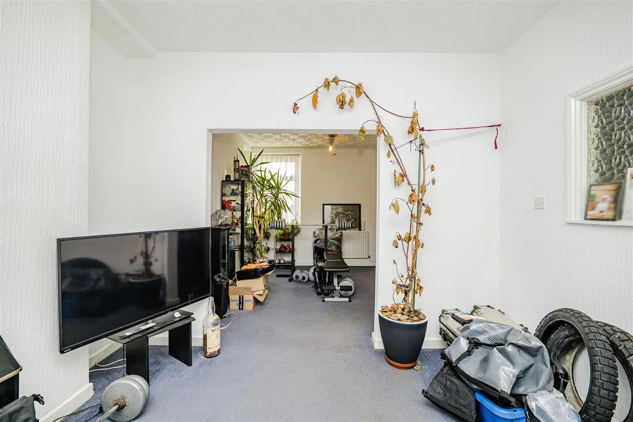 Bell Street, Barry, CF62 6JU, photo 6