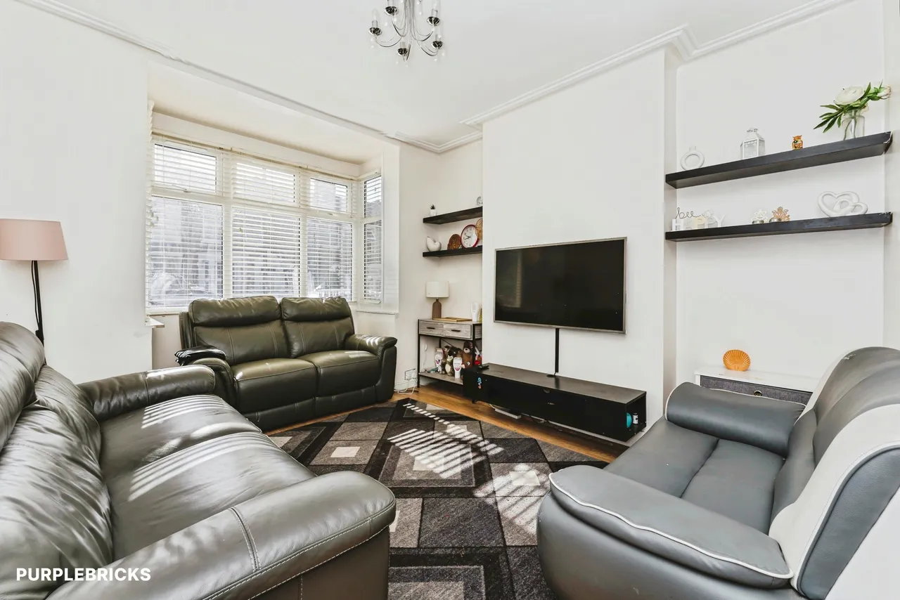 Geere Road, London, E15, photo 2