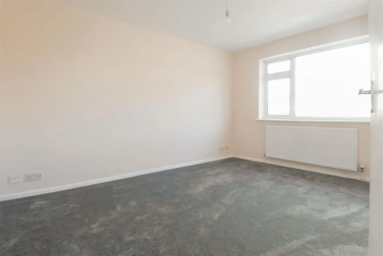 Oakcroft Gardens, Littlehampton, photo 6