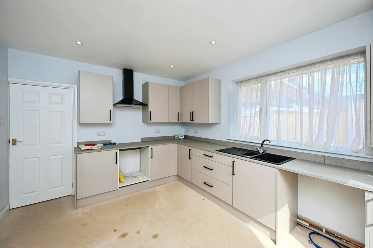 Southwell Road West, Mansfield, Nottinghamshire, NG18, photo 5