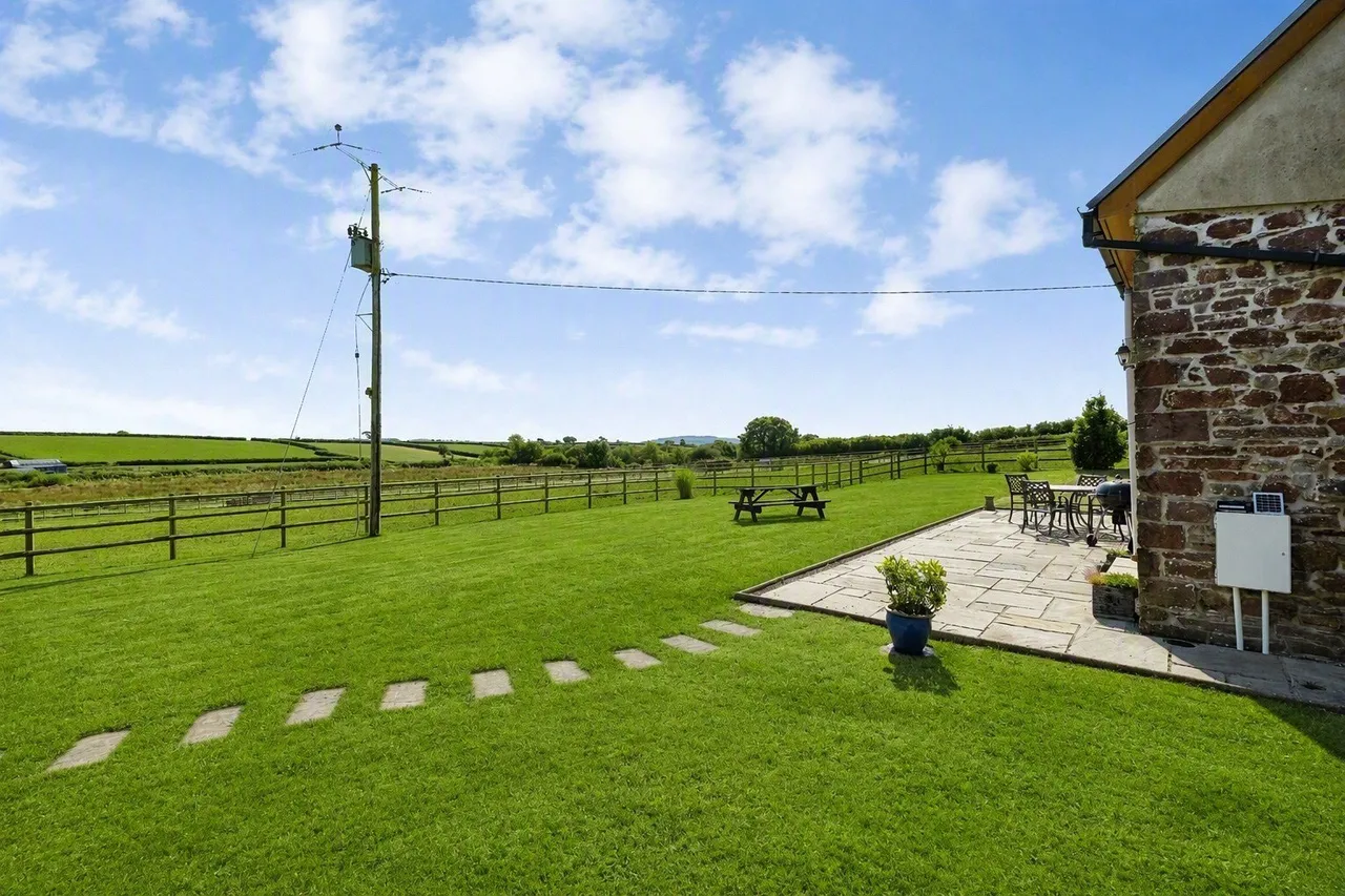 Nantycaws, Carmarthen, SA32, photo 21