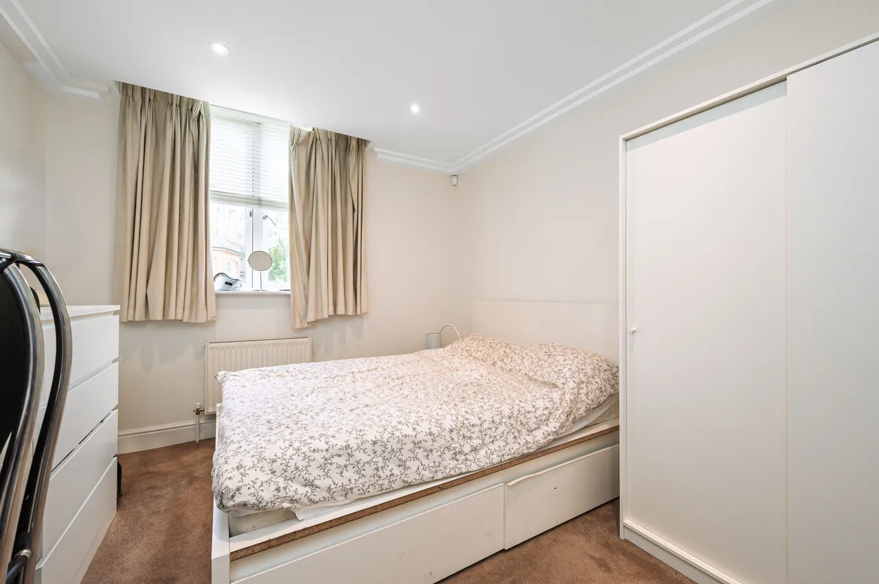 London, NW3, photo 6