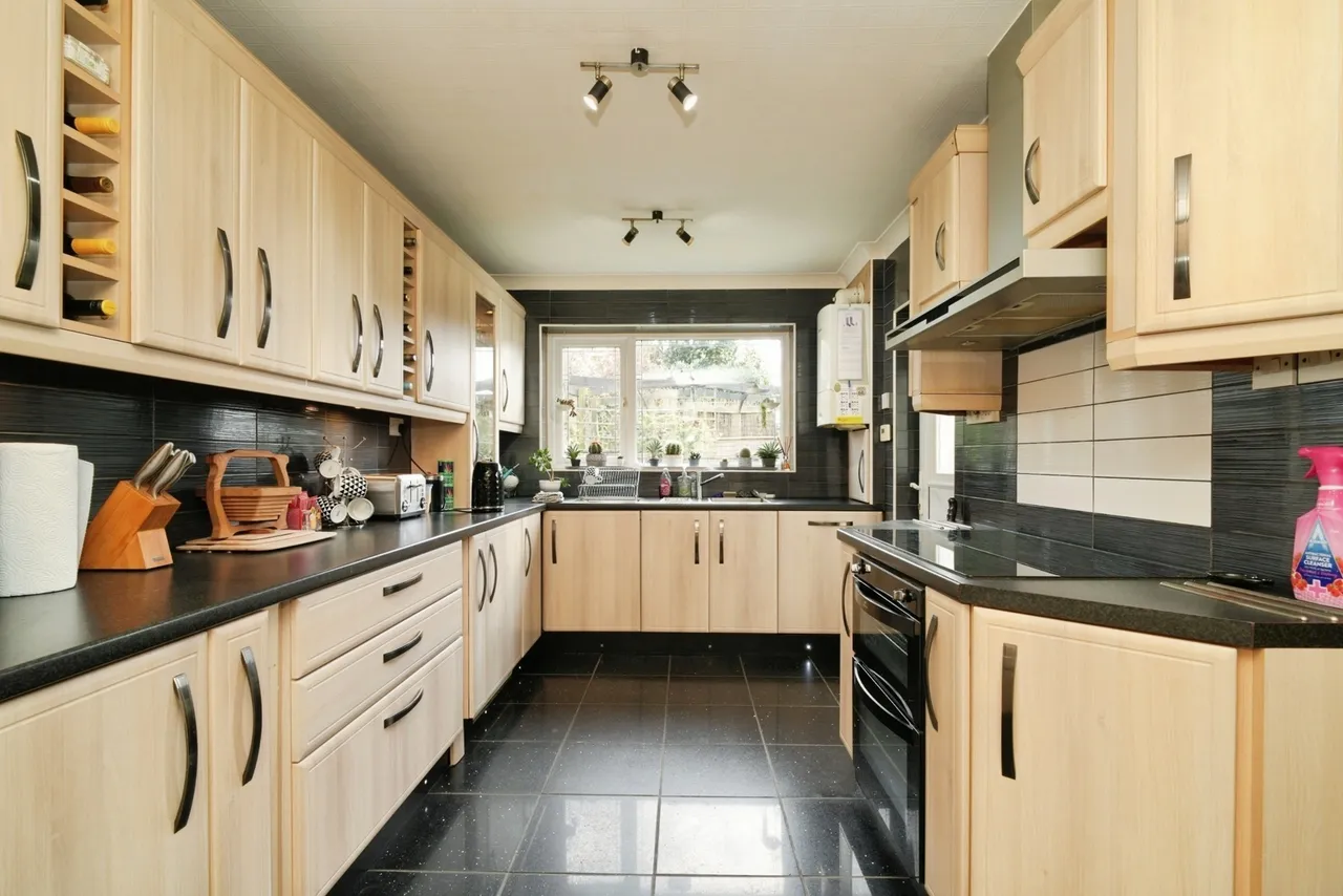 Manchester Road, Clifton, Swinton, Manchester, M27, photo 7