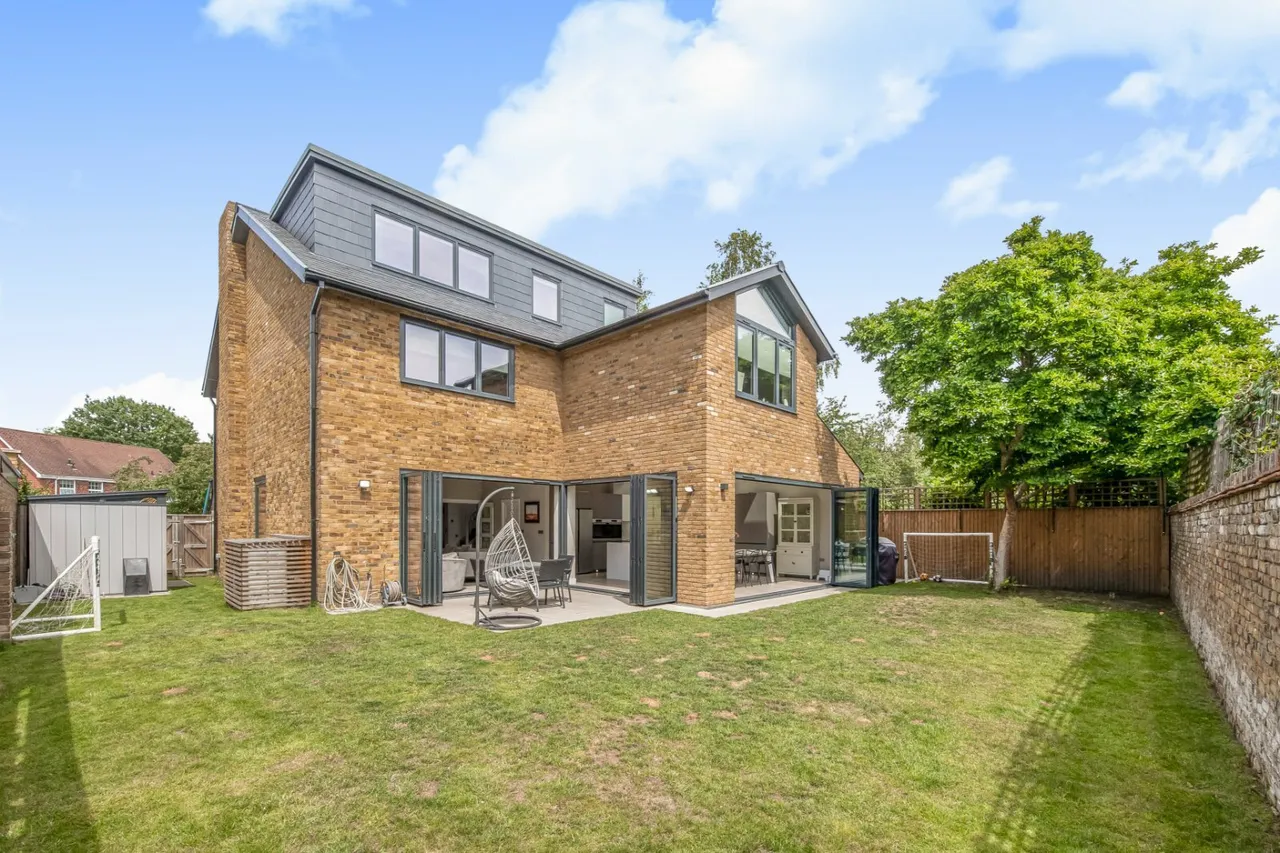 Ashfield Close, Richmond, TW10, photo 6