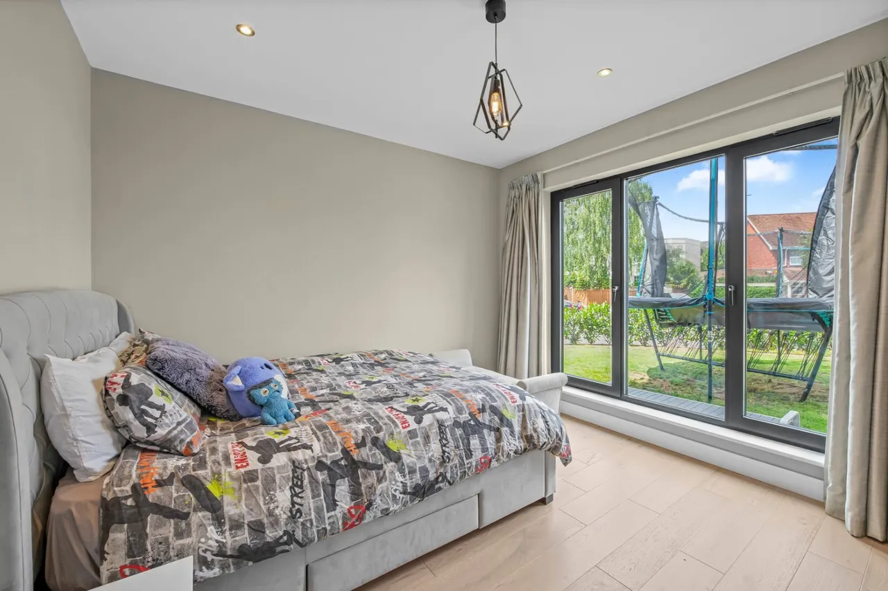 Ashfield Close, Richmond, TW10, photo 16