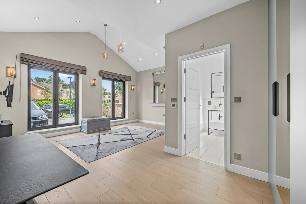Ashfield Close, Richmond, TW10, photo 5